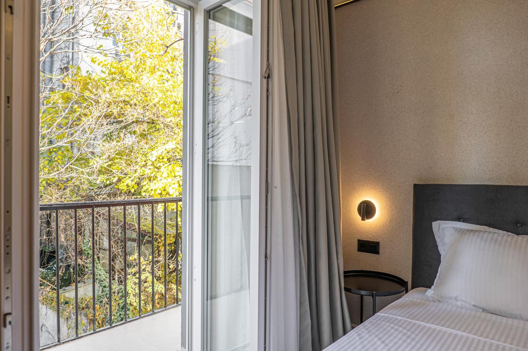 M Star Rooms, Free Private Parking, Center Sofia