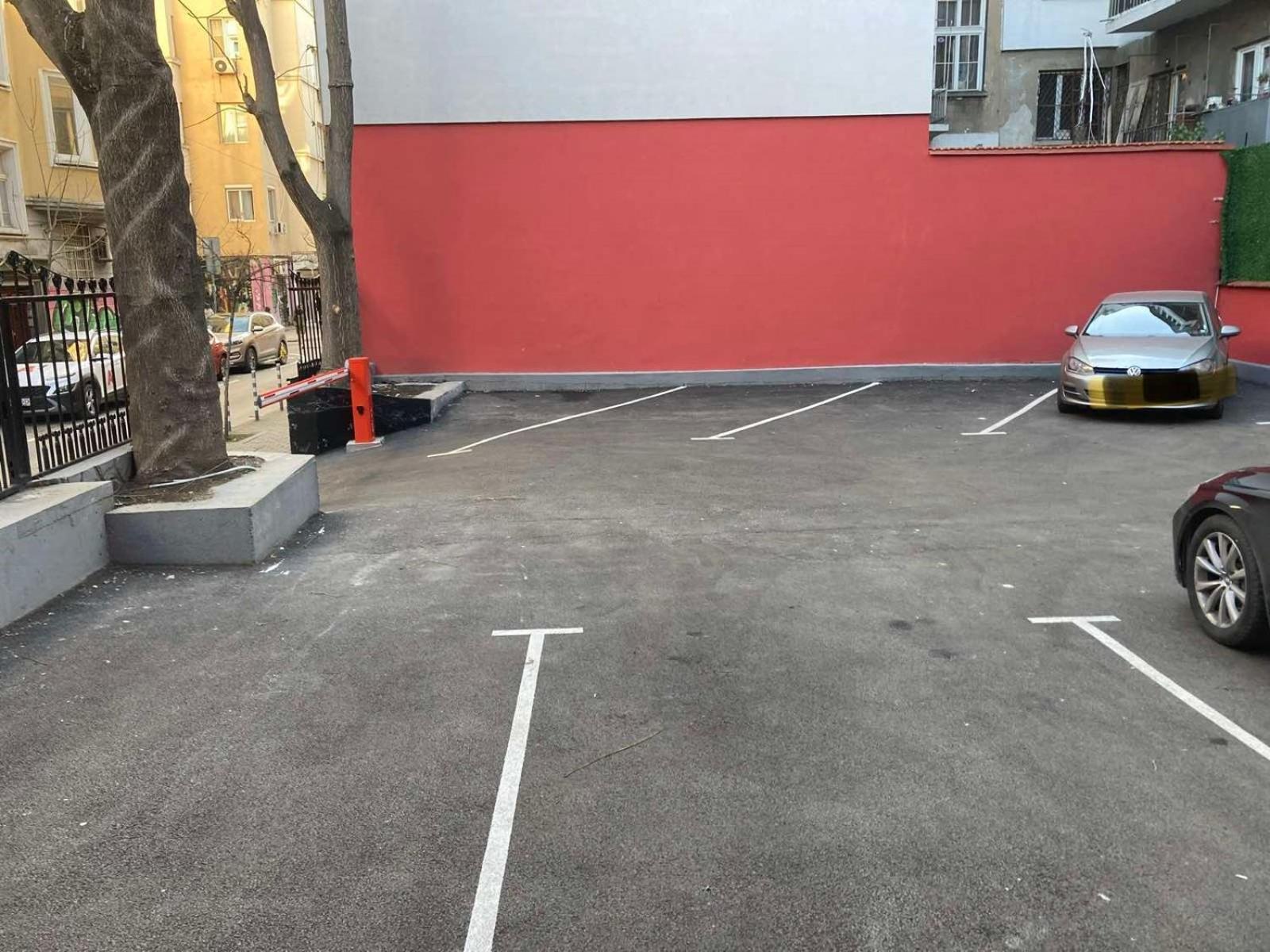 M Star Rooms, Free Private Parking, Center Apartment Sofia