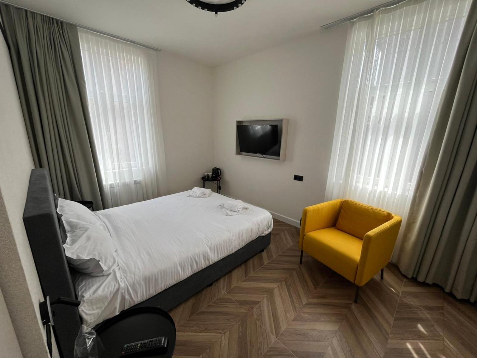 M Star Rooms, Free Private Parking, Center * Sofia