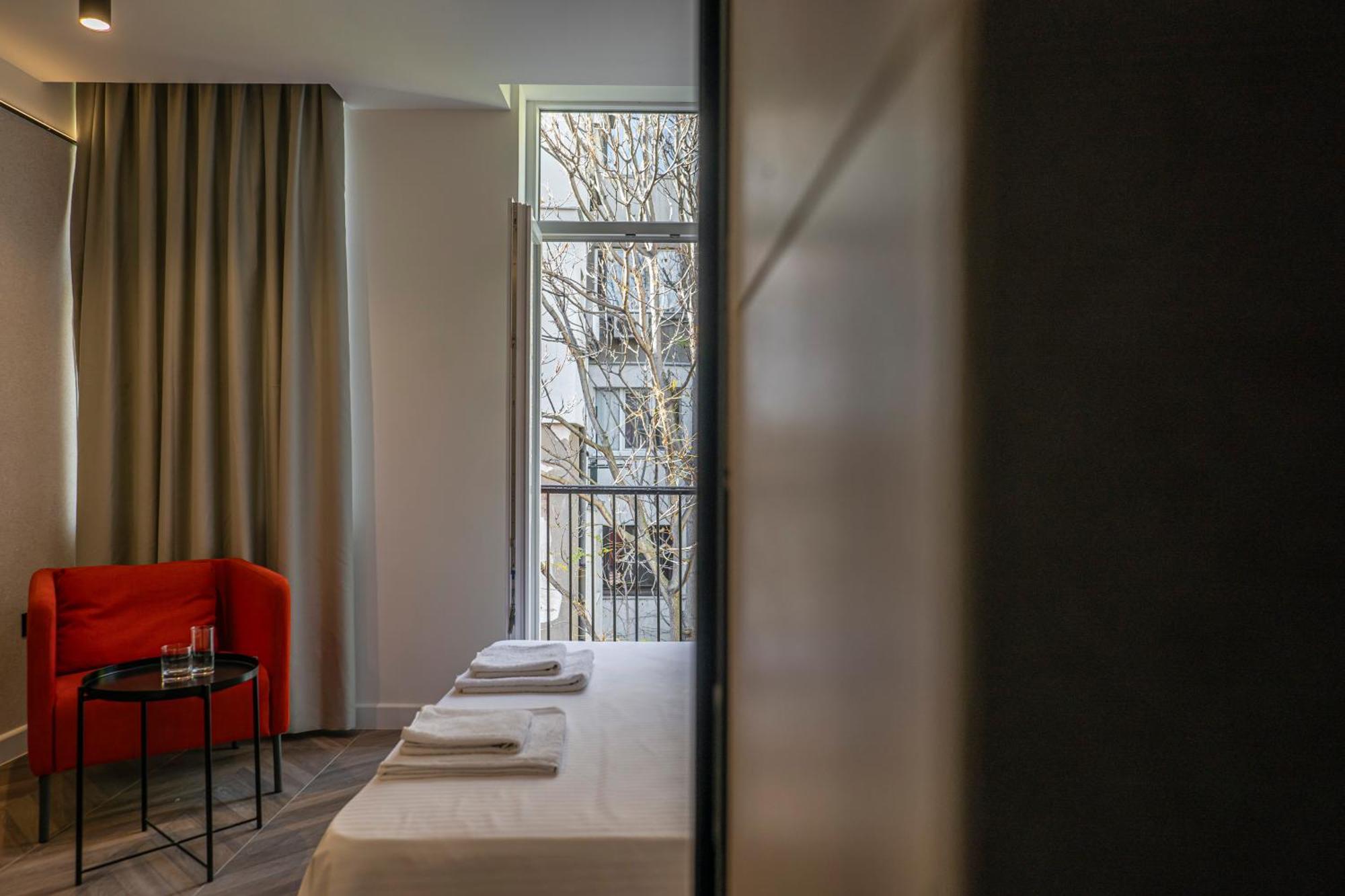 M Star Rooms, Free Private Parking, Center Apartment